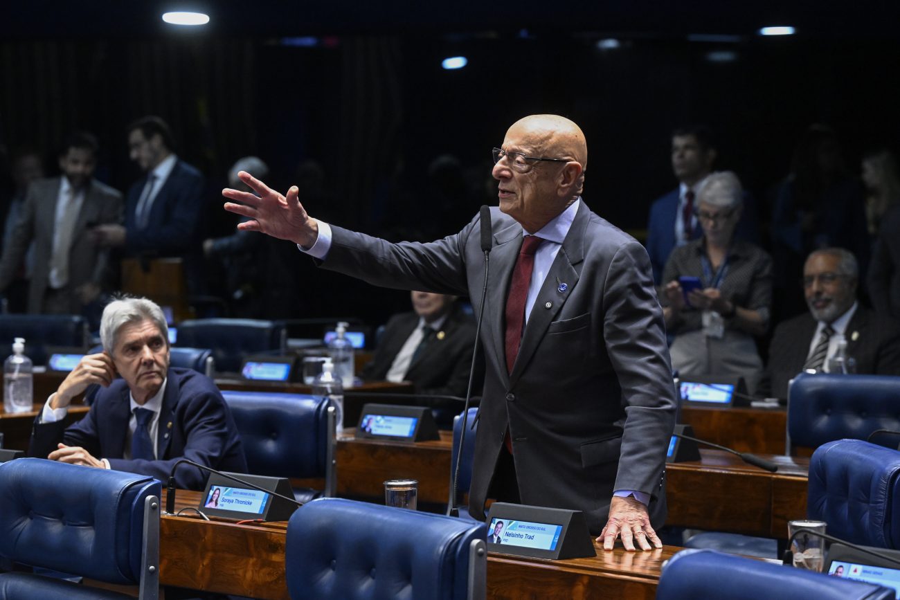Esperidião Amin chama de cambalacho reunião entre Lula, Alcolumbre e ministros do STF