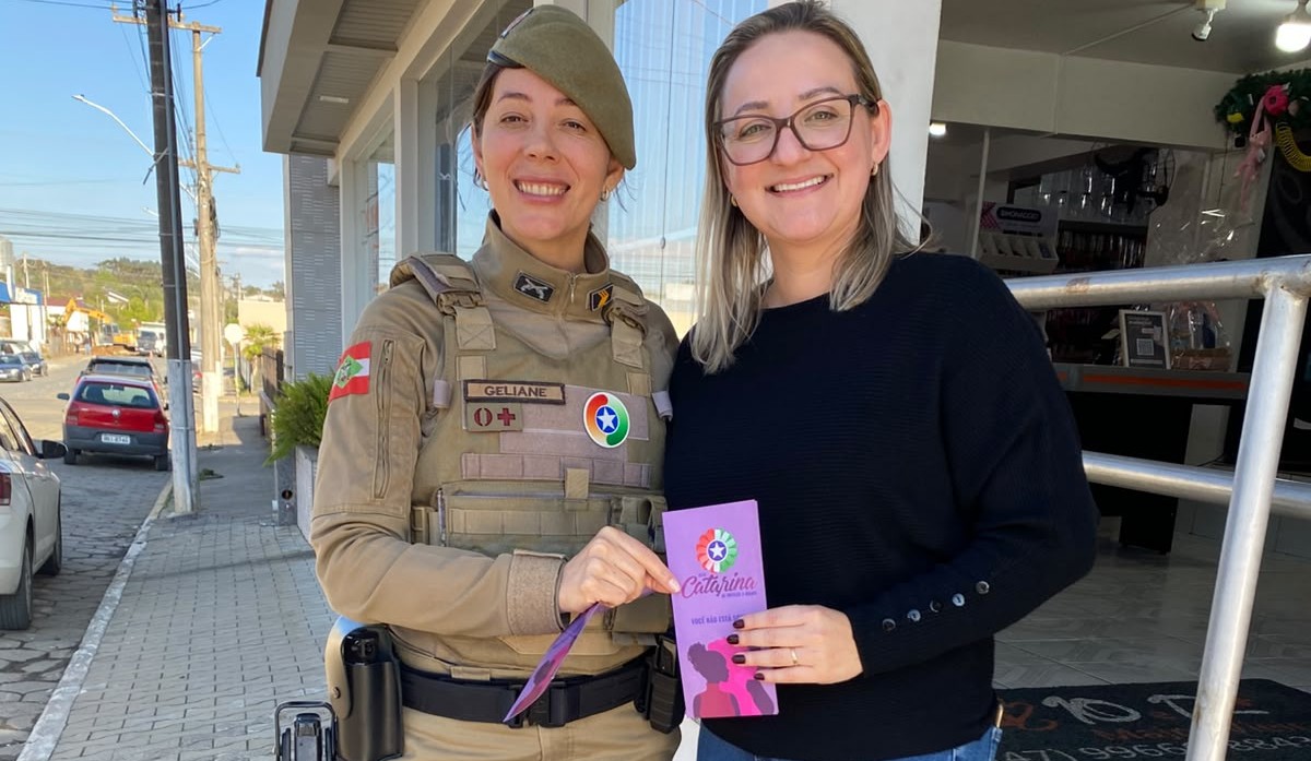 Polícia Militar realiza ação de conscientização sobre violência contra a mulher em Major Vieira